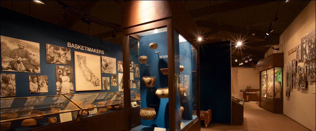 State Indian Museum mit einem Geschichtliches und Innenansichten