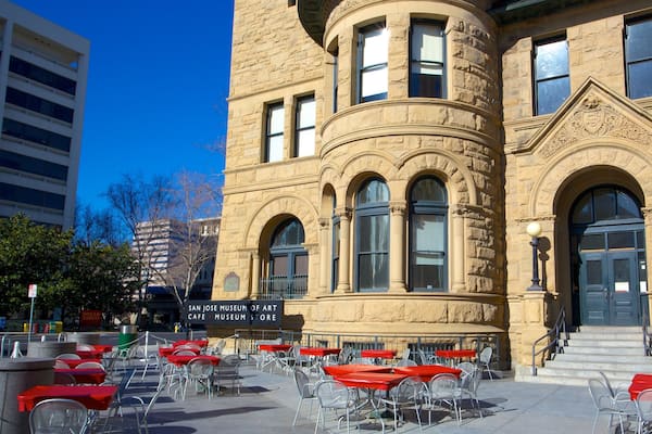 San José Museum of Art che include città