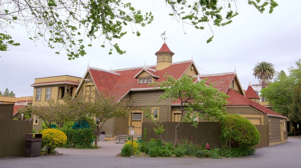 Winchester Mystery House