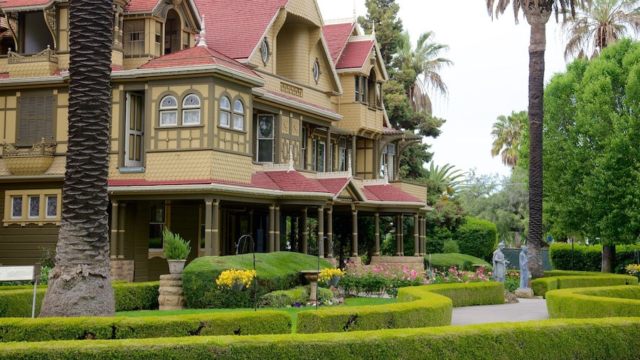 Winchester Mystery House