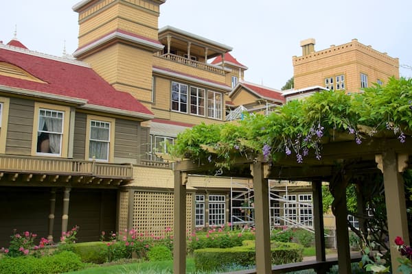 Winchester Mystery House