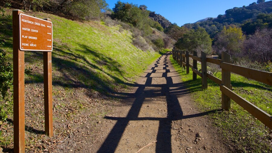 Alum Rock Park which includes mountains and landscape views
