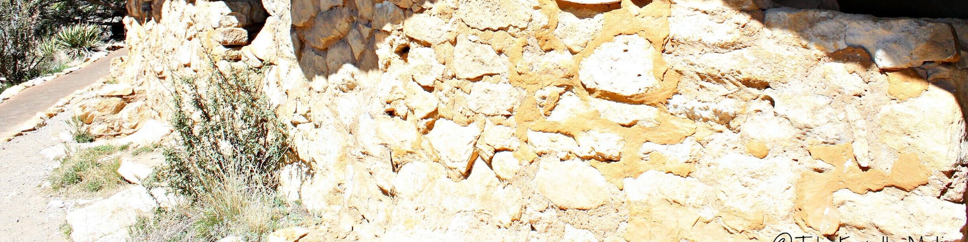 Another little known monument in the #NationalPark system is Walnut Canyon...ancient cliff dwellings near Flagstaff, AZ.