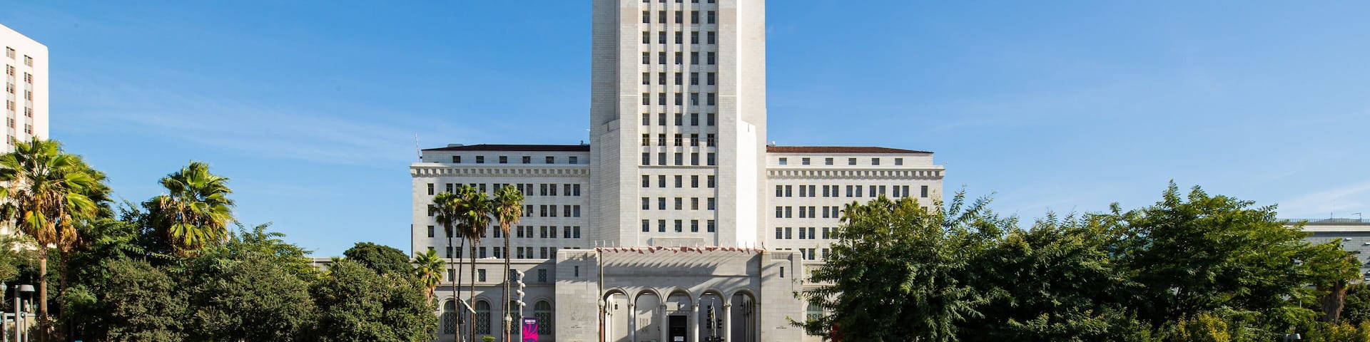 Los Angeles City Hall featuring an administrative buidling