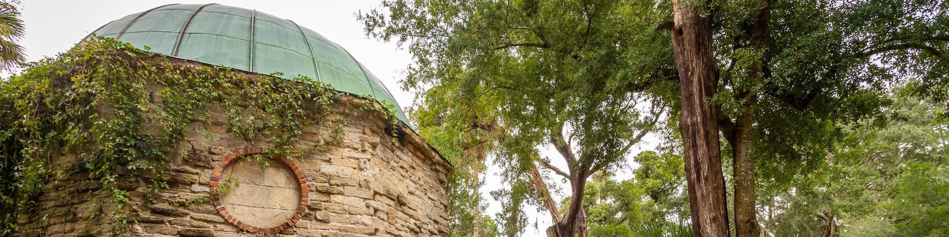 Ponce de Leon\'s Fountain of Youth Archaeological Park featuring a park