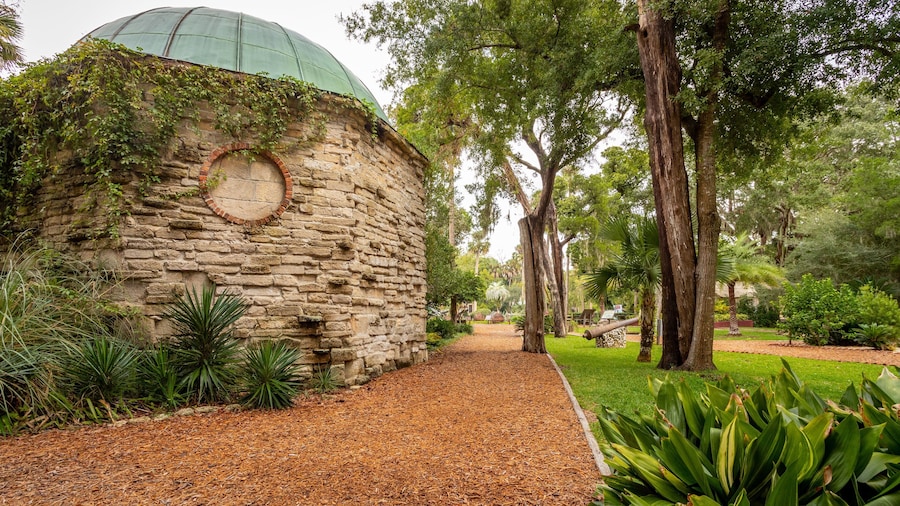 Ponce de Leon\'s Fountain of Youth Archaeological Park featuring a park