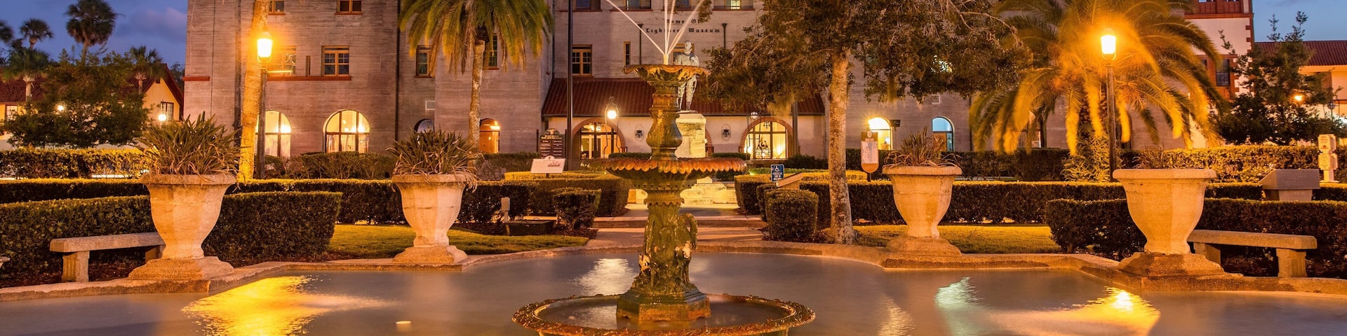 Downtown Historic District showing night scenes, heritage architecture and a fountain