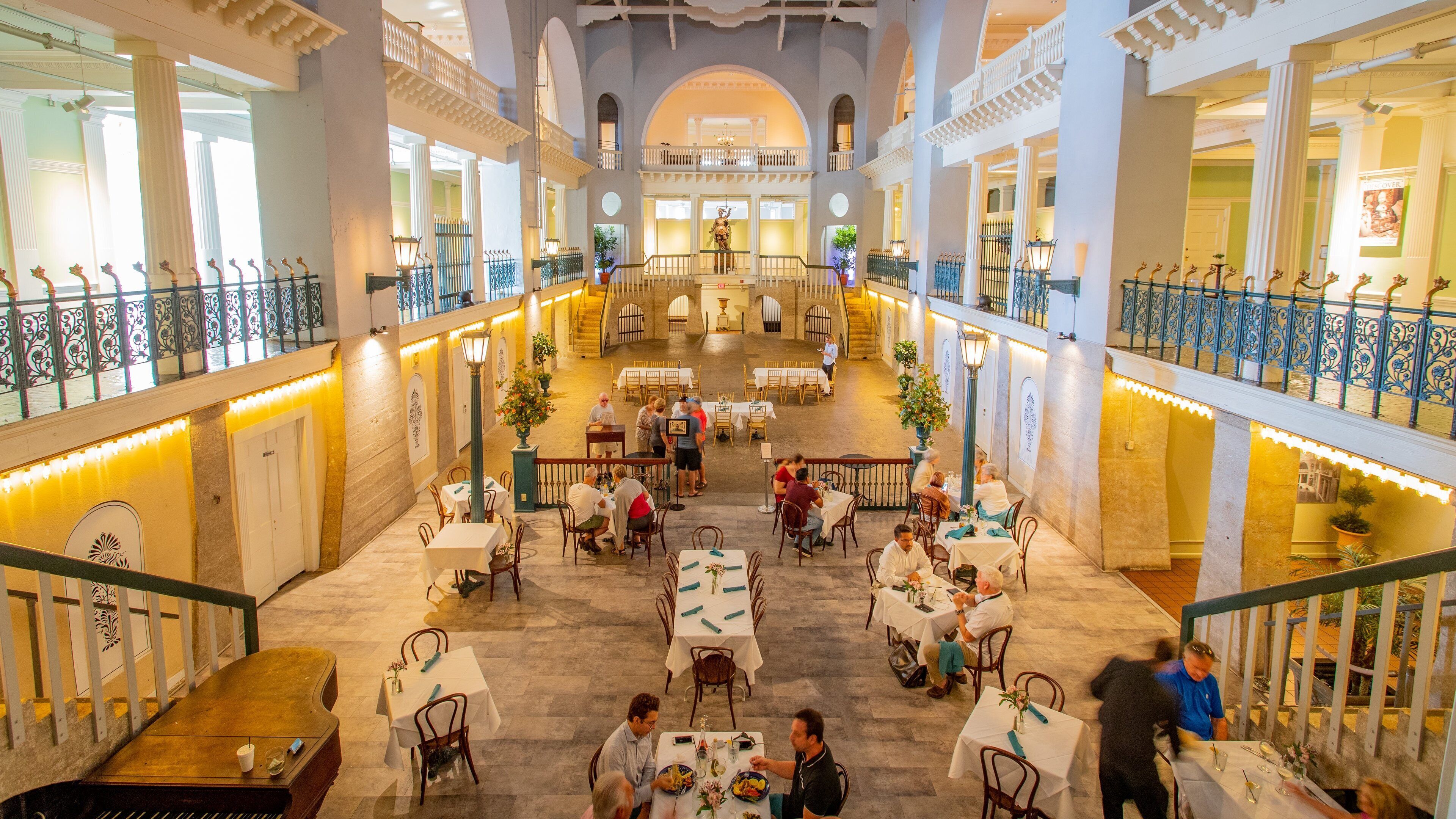 Downtown Historic District which includes interior views and dining out