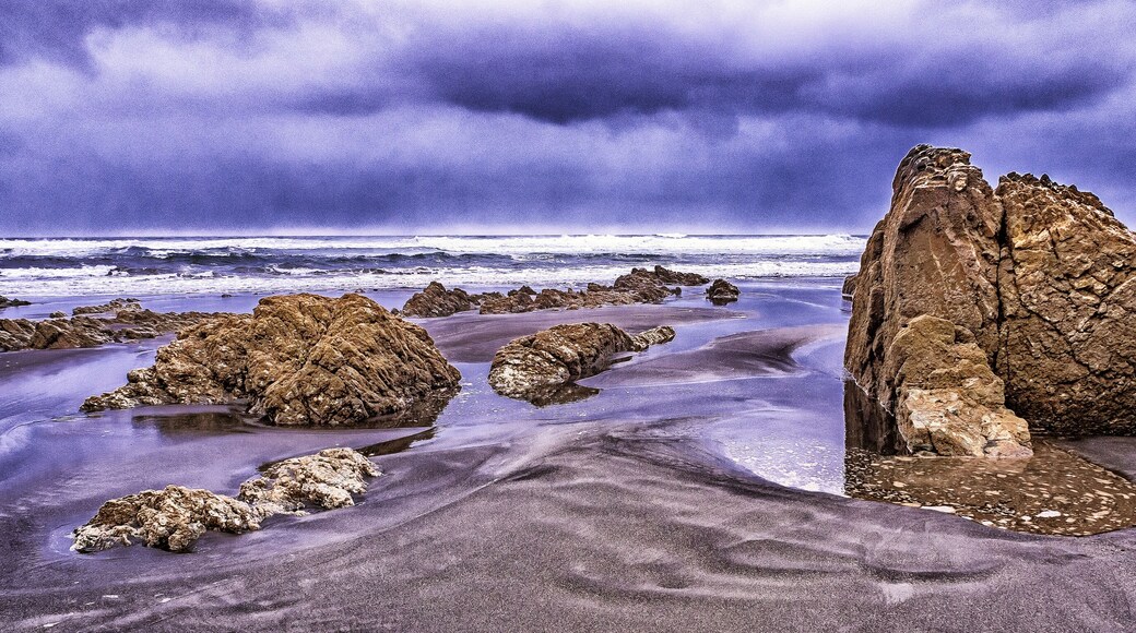 Beach of Los Quebrantos, Cantabrian Sea, San Juan de la Arena, Soto del Barco, Principado de Asturias, Spain, Europe