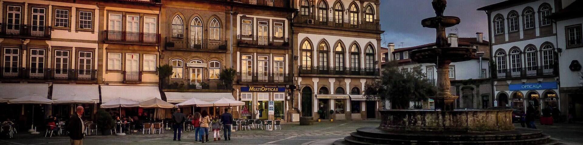 Ponte de Lima is a beautiful town located in the north of #Portugal and It is characterized by its medieval architecture and for the surrounding area, bathed by the Lima river. It's recognized as well as the oldest city in the country.
Discover more here: http://bit.ly/1Th020p