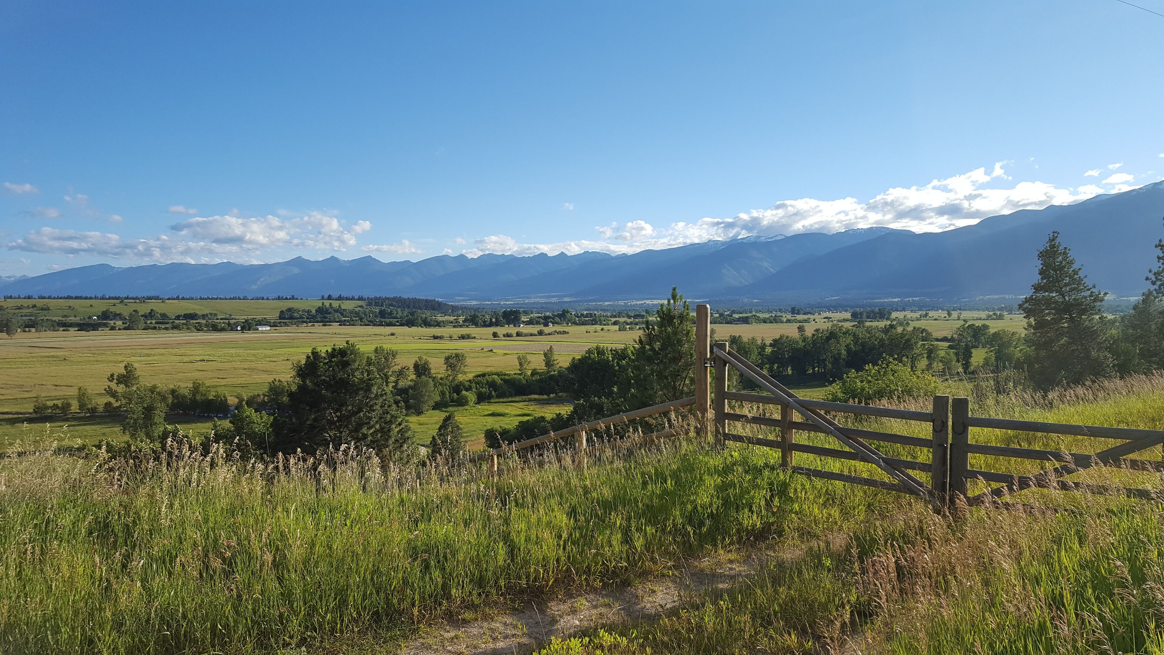 Montana Bitterroot Valley Ranch Road