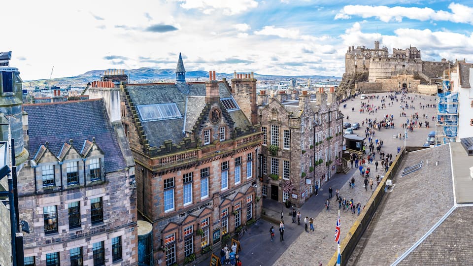 Royal mile and old center of Edinburgh in spring