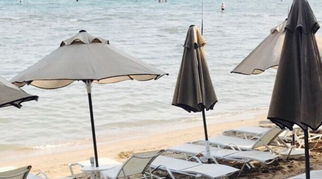 Green, blue and hot.