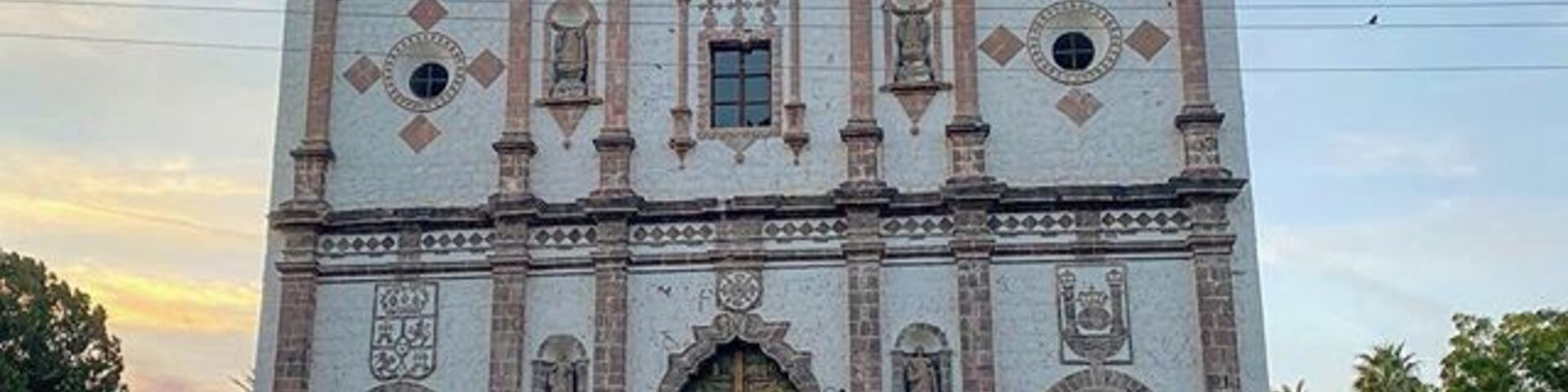 A beautiful Mision in front of the cute town of San Ignacio's main plaza