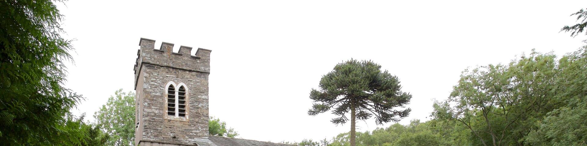 Lakeside showing heritage architecture