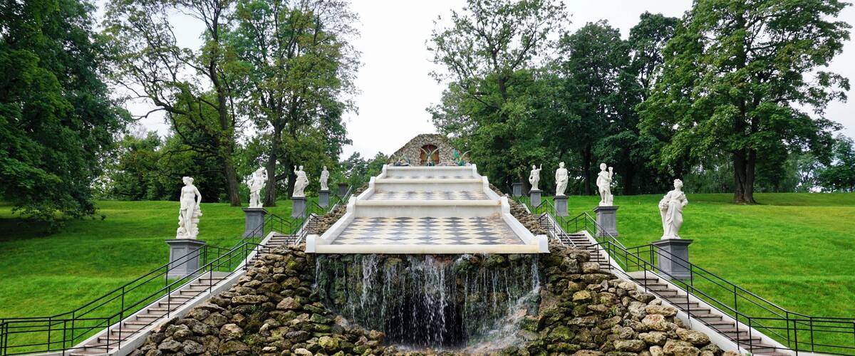 Chess Mountain (chute / cascade) @ the Peterhof Palace, St Petersburg, Russia (Aug 2014).