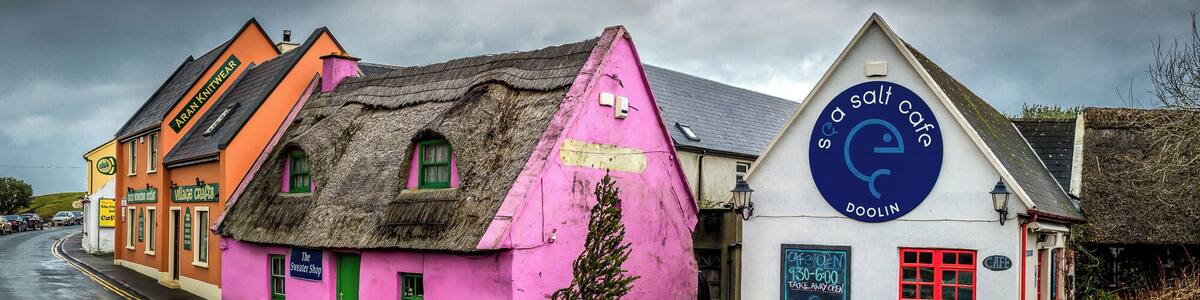 On the way back from the Cliffs of Moher, stopped in at the small coastal village of Doolin. It's famed for its irish music and a short distance from Lisdoonvarna, a town famlous for matchmatching - the wedding type,