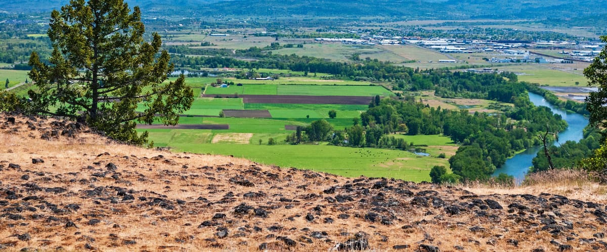 vista of mt mcloughlin and the rogue river from the table rocks plateau in southern oregon