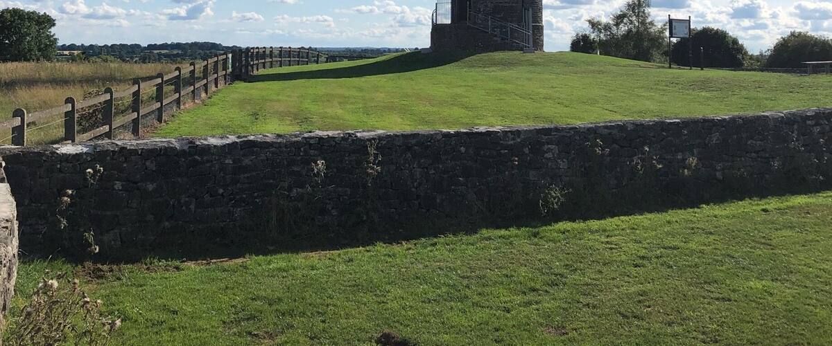 The Spire of Lloyd is located on a hill near Kells. It is accompanied by a small memorial, a park with a playground for children, and marks the head of a three kilometer nature hike. #Ireland #Kells