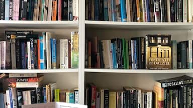 This cozy little cafe is situated in Kells. You can go in, have a hot chocolate and some soup, and even buy a book. It was absolutely lovely after getting poured on in the sudden summer rain. The staff is friendly and kind. #Ireland #Kells #Cafe #Books