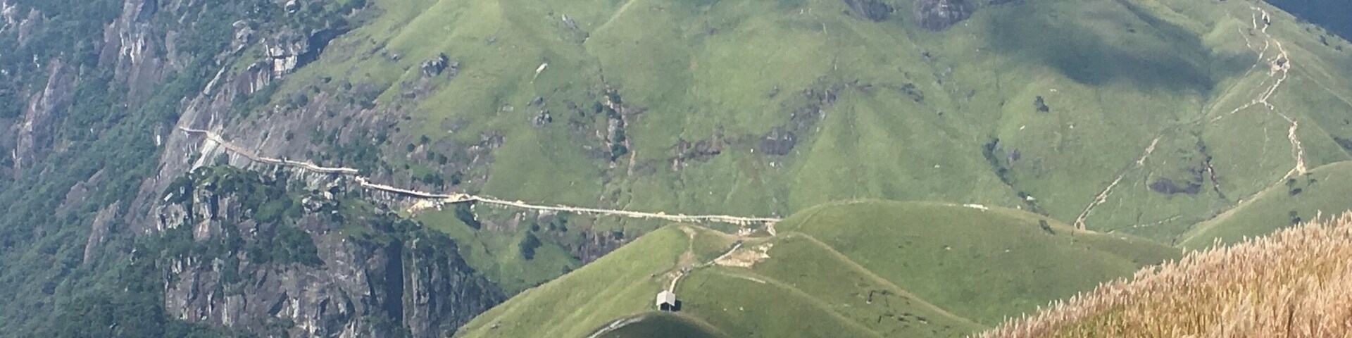 Trekking up to the Wugongshan, China and see the trekking lines leading from peaks to peaks. #China #travel #nature
#mountainscape