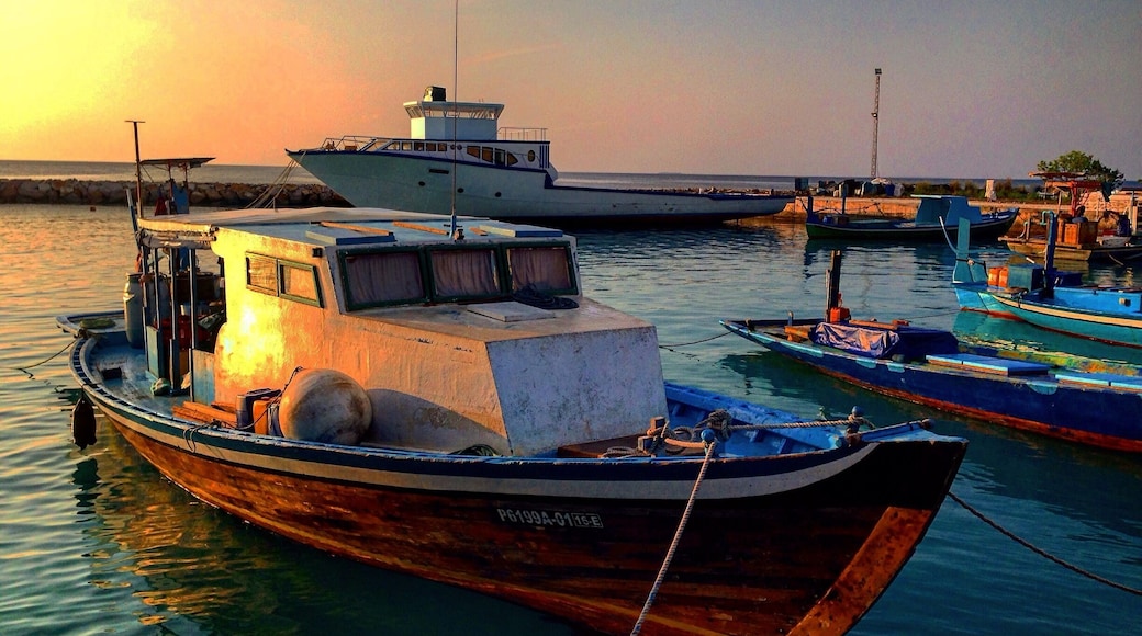 Sunrise on Raa Atoll meedhoo island in Maldives.