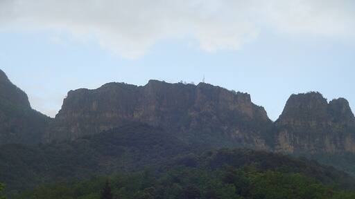 Cingles de Puigsacalm (maig 2007)