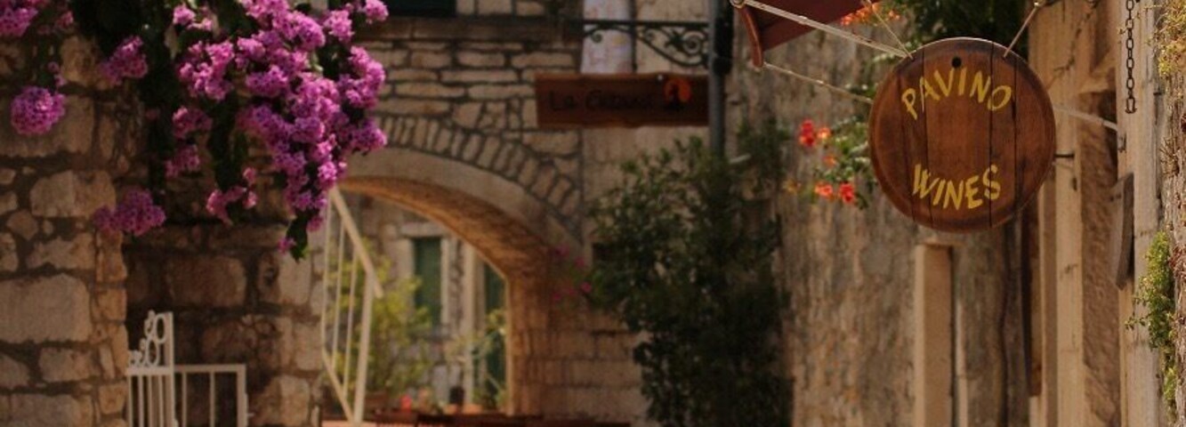 Hvar - 🇭🇷
Amazing island in Croatia 🇭🇷