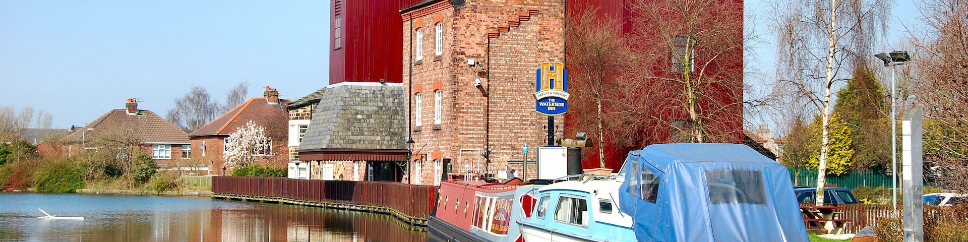 Taken on the Leeds-Liverpool Canal in Leigh. NW England.