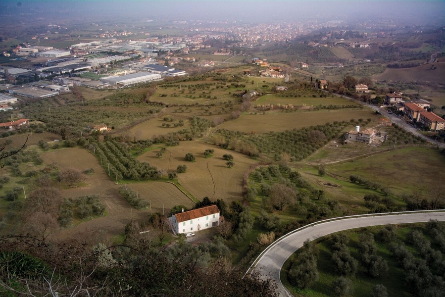 Standing at the castle you see the beautiful Verucchino countryside below you. When you visit the beautiful republic of San Marino, you should stay in Verucchino.
#FindingtheUniverse