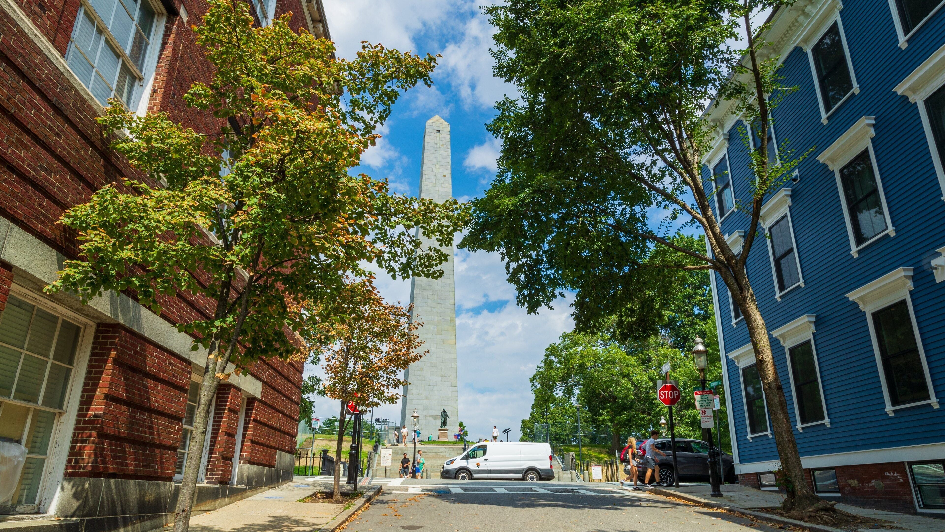 Bunker Hill Monument showing a monument