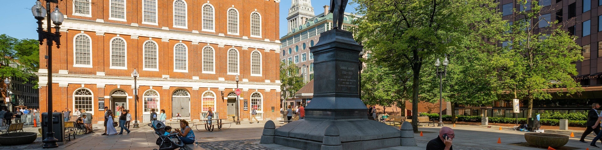 Faneuil Hall Marketplace showing a square or plaza and a statue or sculpture