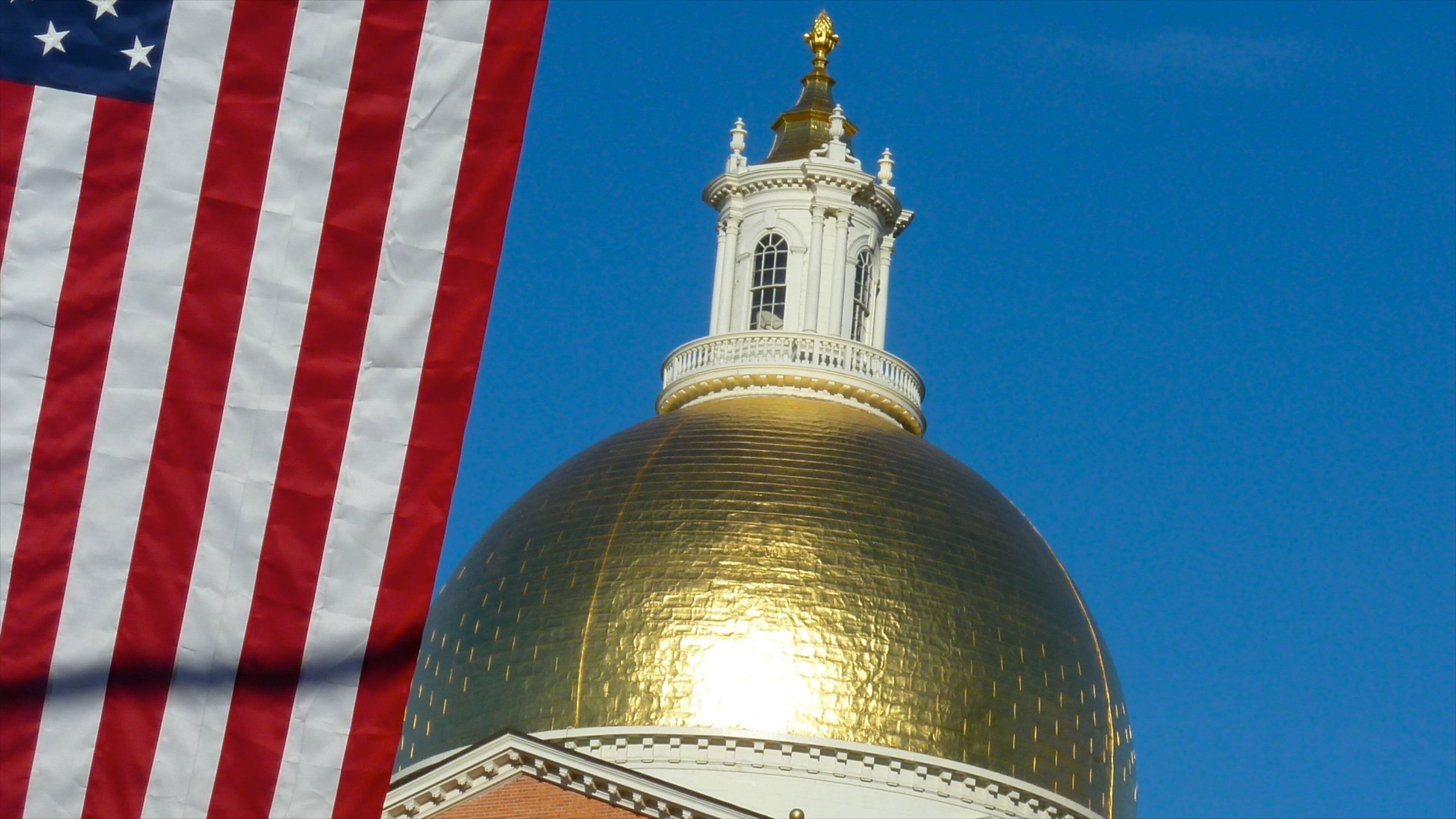 Massachusetts State House featuring an administrative buidling and heritage architecture