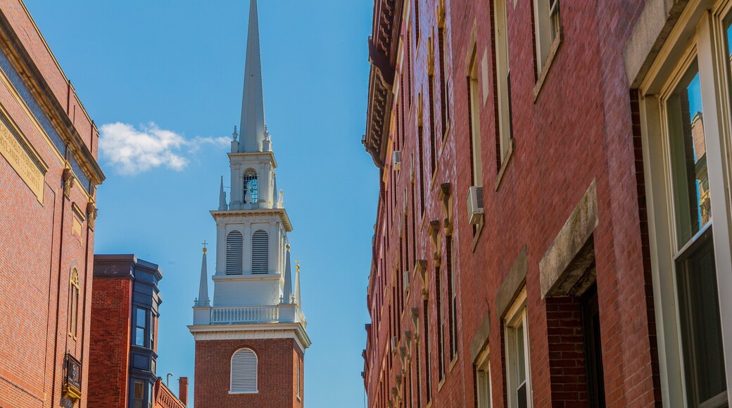 Old North Church which includes heritage elements
