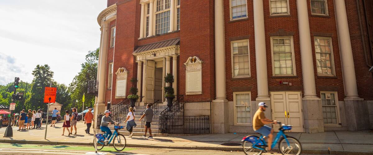 Park Street Church showing street scenes, cycling and heritage elements