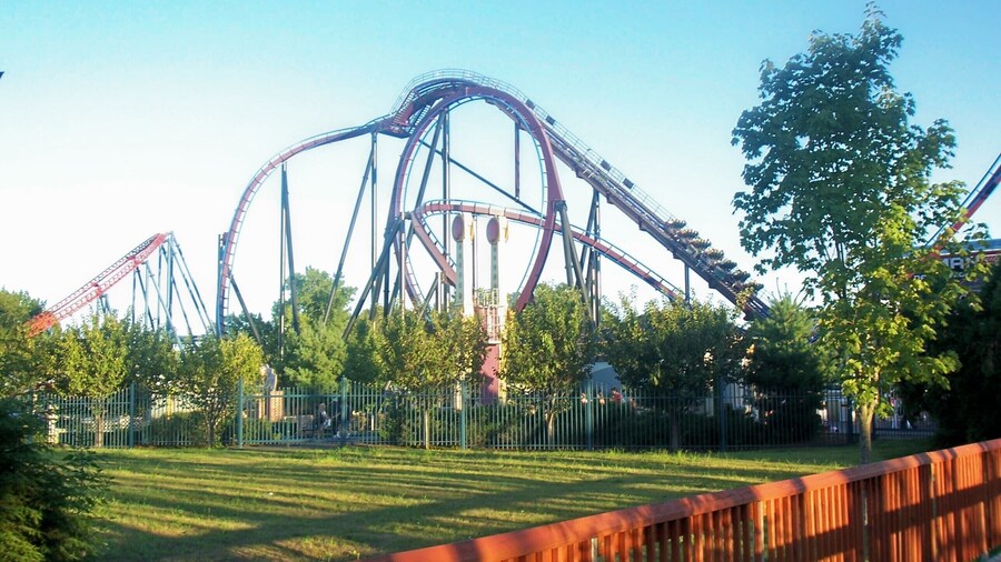 Six Flags New England