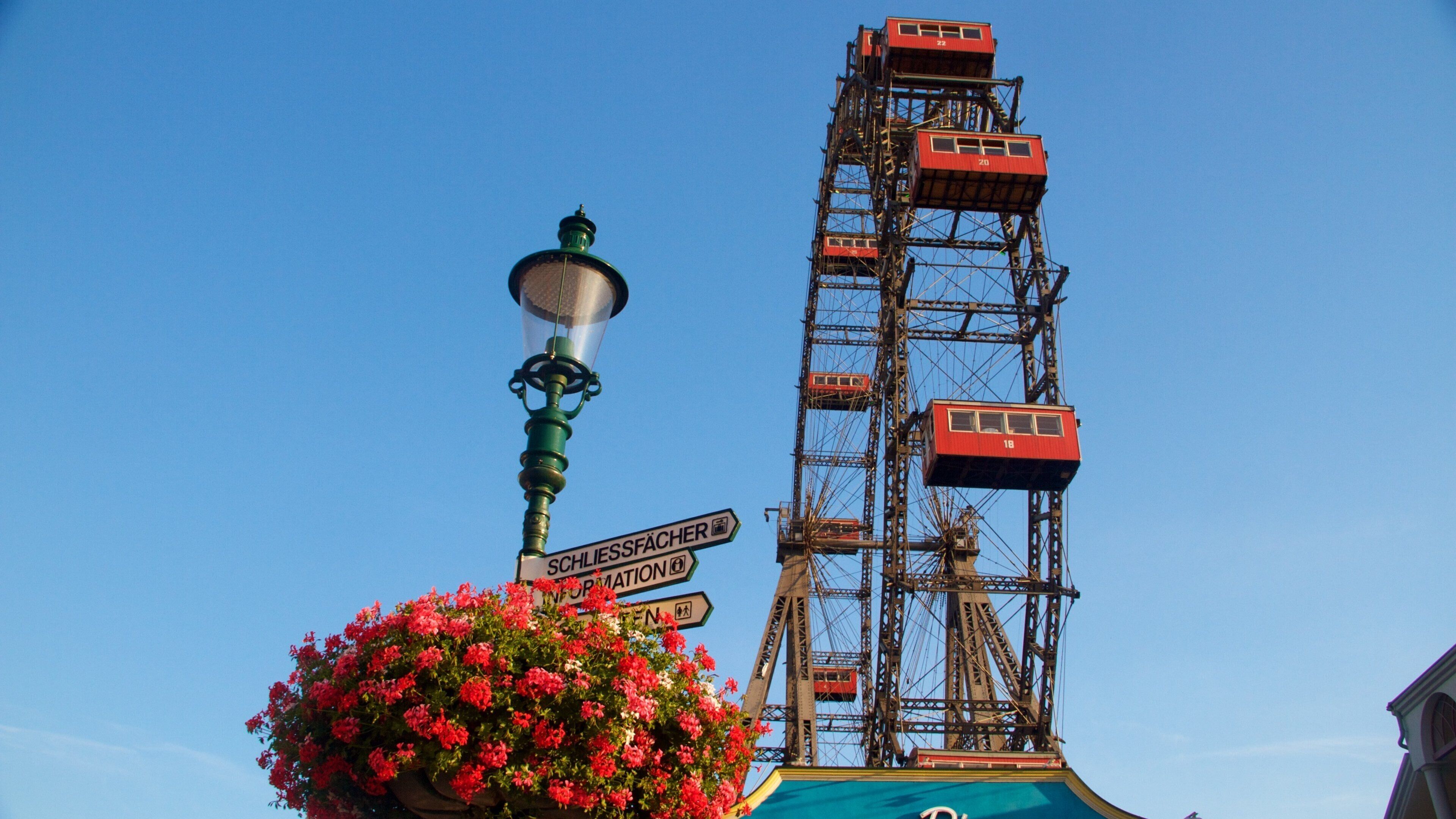 Riesenrad which includes rides