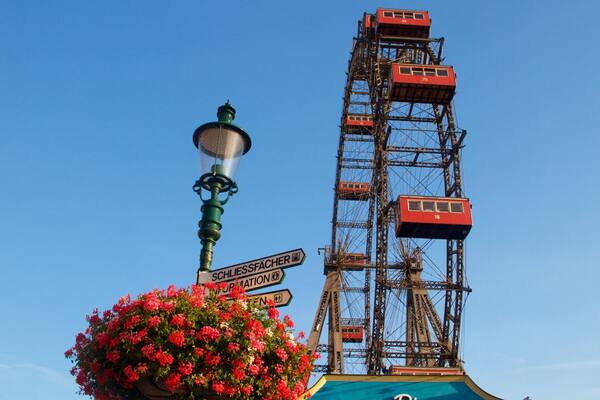 Riesenrad which includes rides