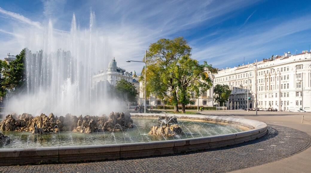 Soviet War Memorial which includes heritage architecture, a fountain and a square or plaza
