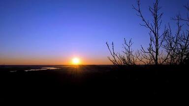 I have been to Pinnacle Mountain before but never this early in the morning. This was also the first time I went by myself.