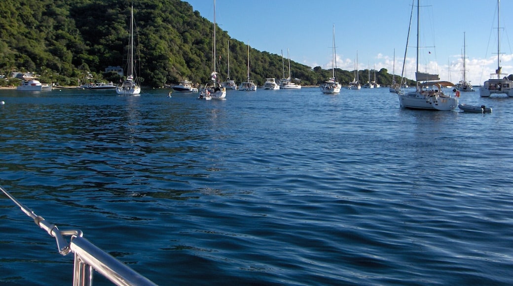 for winter, this is an amazing place to enjoy life merry Christmas too me. If you like sailing, a must see place