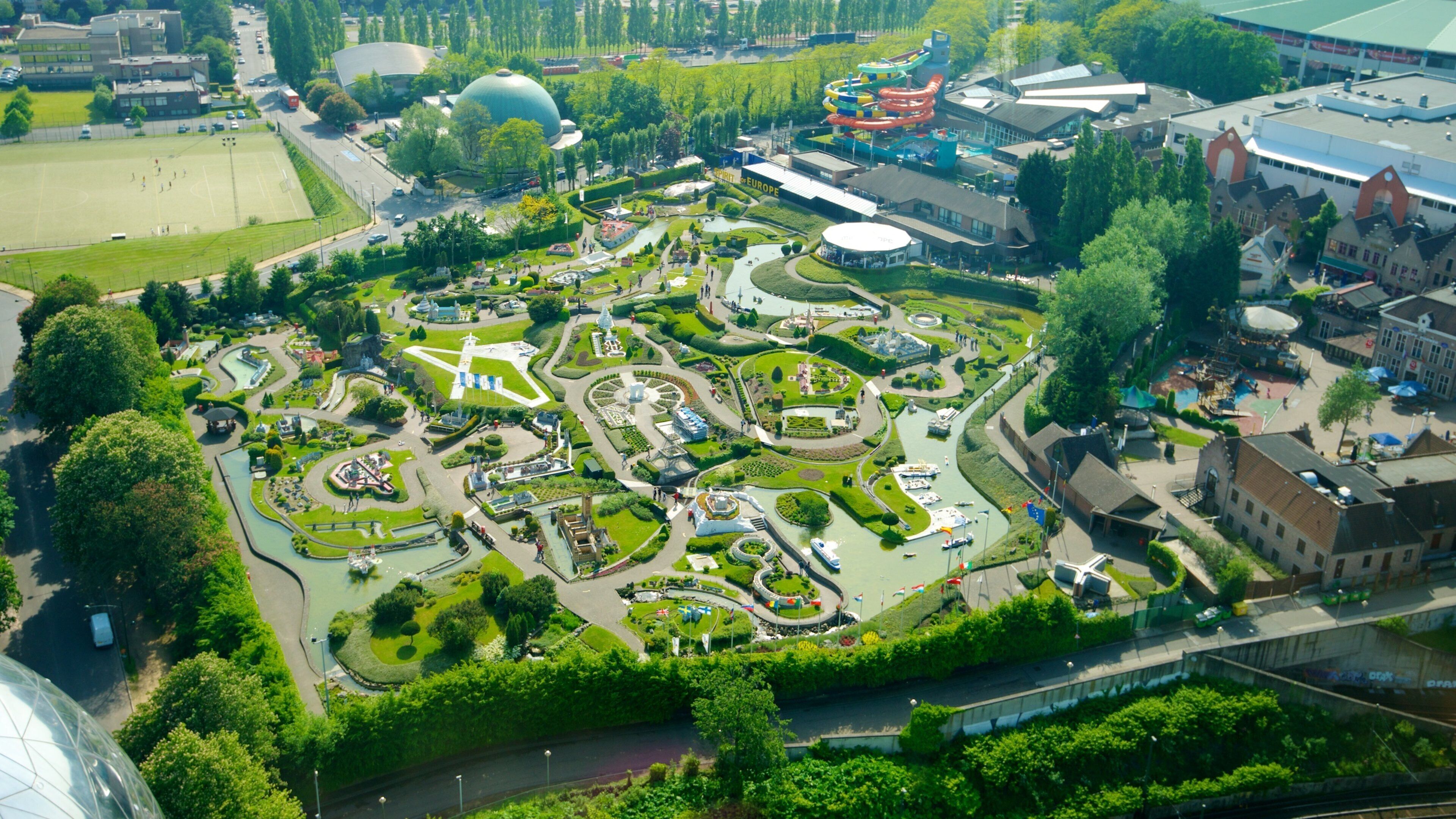 Mini-Europe showing a park