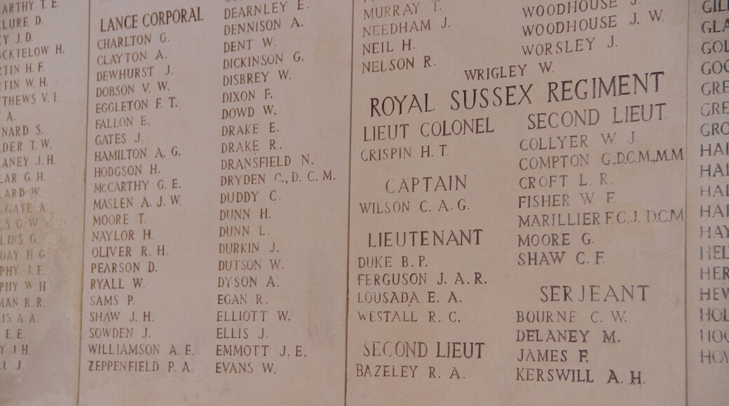 Menin Gate Memorial showing heritage elements