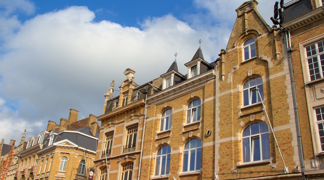 Grote Markt mit einem historische Architektur