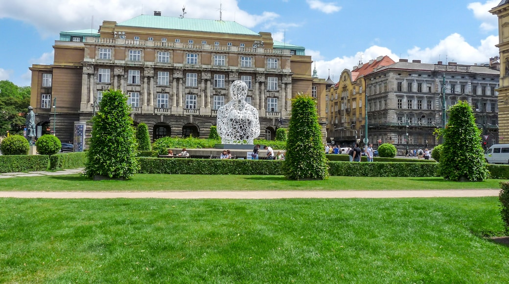 Université Charles de Prague