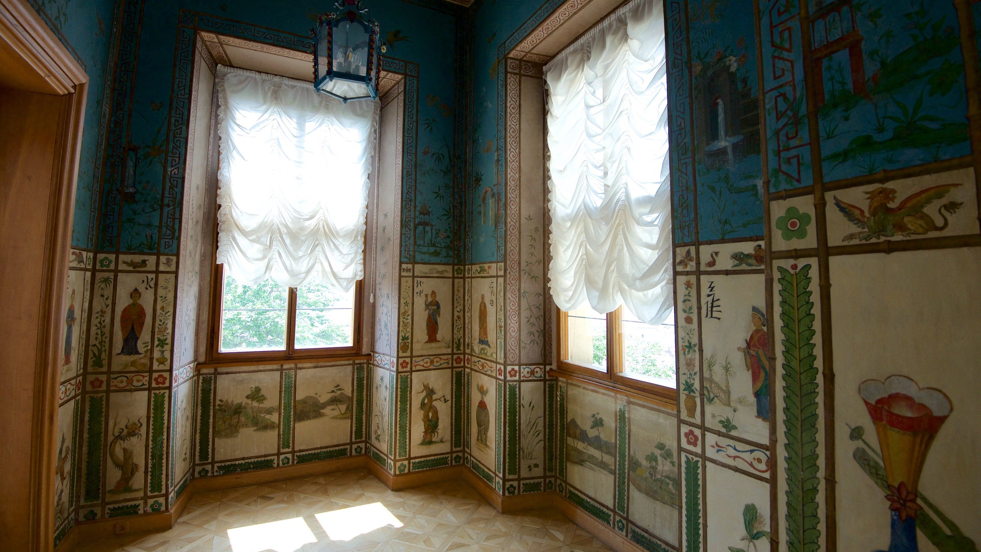 Palais Lobkowicz montrant vues intérieures et patrimoine architectural