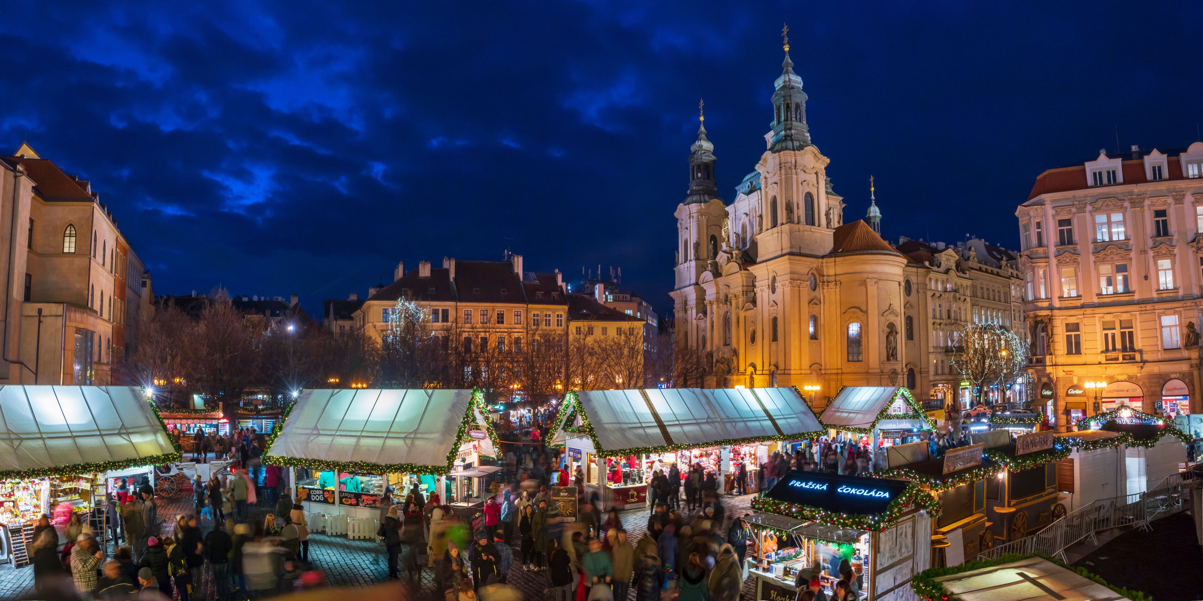 Church of St. Nicholas and Christmas Markets, Staromestske namesti (Old Town Square), Stare Mesto (Old Town), Prague, Czech Republic