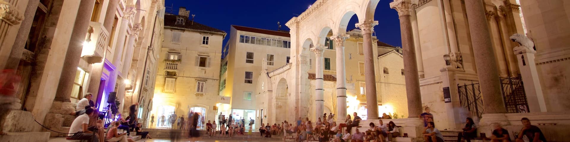 Diocletian\'s Palace featuring night scenes and a square or plaza