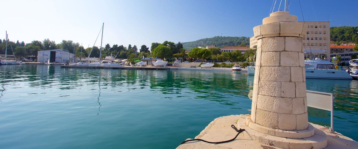 Split Marina showing sailing and a bay or harbour
