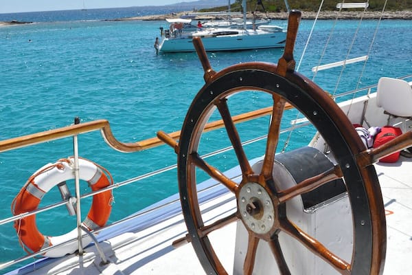 Lep izlet iz Hvara. Meni pa so ga še dodatno popestrili visoki valovi, kateri so pognali malce adrenalina po žilah ... :)
#Palmizana #PakleniOtoci #Hvar #BoatTrip #Croatia #Dalmatia #Jadran #Sea